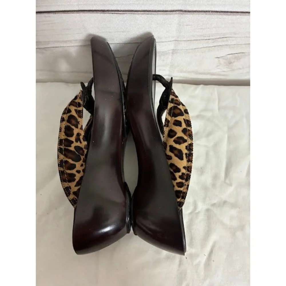 Donald J Pliner Coryna Leopard Calf Hair Wedge Thong Sandals Brown Womens 10 N